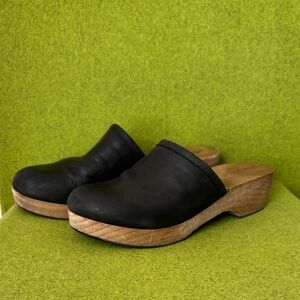Free People All Wood and Leather Clogs Slip-On Made in Spain size 40 / 9